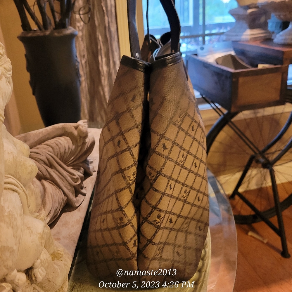 L.A.M.B. by Gwen Stefani Lamb Logo Tote Shoulder Bag Luxury Designer #573 - Picture 4 of 13